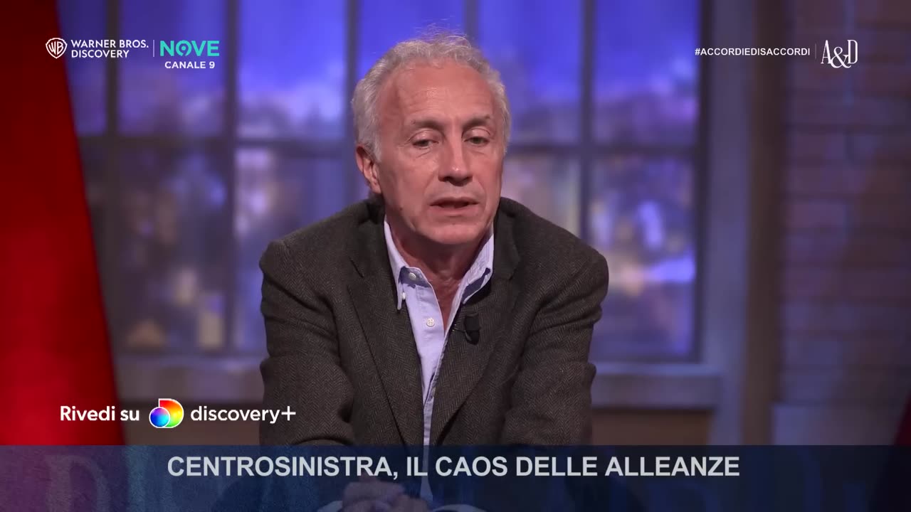 Travaglio in tv contro Calenda che è un'idiota,uno schiavo e un sionista neonazista TUTTI I POLITICI SONO GLI SCHIAVI E I CAMERIERI DEI BANCHIERI..MERDALIA💩UN PAESE DI MERDA DI POLITICI CORROTTI E UN POPOLO D'IDIOTI