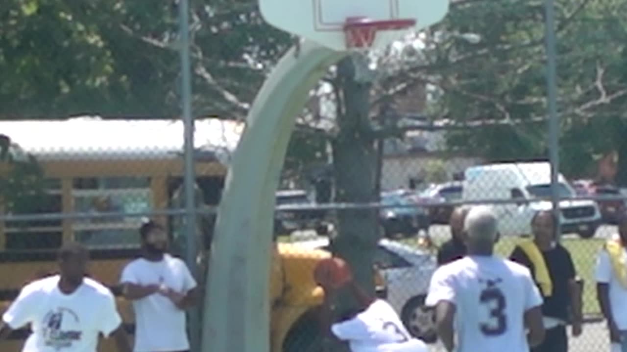 TJ Community Event 2024 - Break Away Dunk