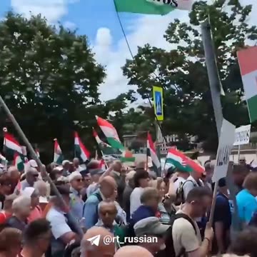 Demonstration for peace in Hungary: No war against Russia