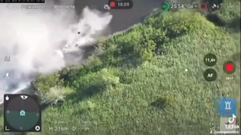 a Russian boat full of landing forces is blown up on a river mine in the Kherson