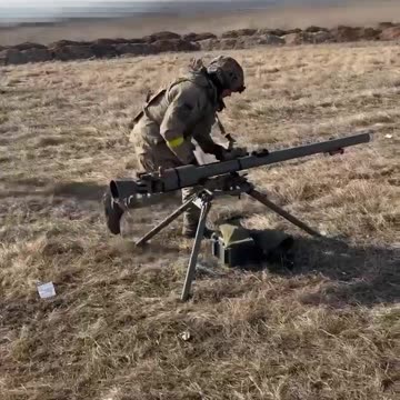 Ukrainians Firing Recoilless Gun At Russian Positions