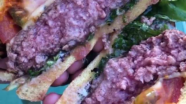 Truffly burgers with @truffhotsauce #fypシ #howto #cookinglessons #cheeseburger #LegendaryChallenge