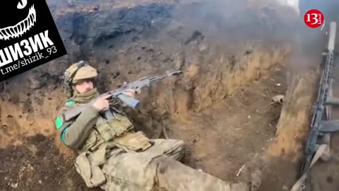 "Don't spare those who refuse to surrender" - Ukrainian fighters ATTACK Russian trenches