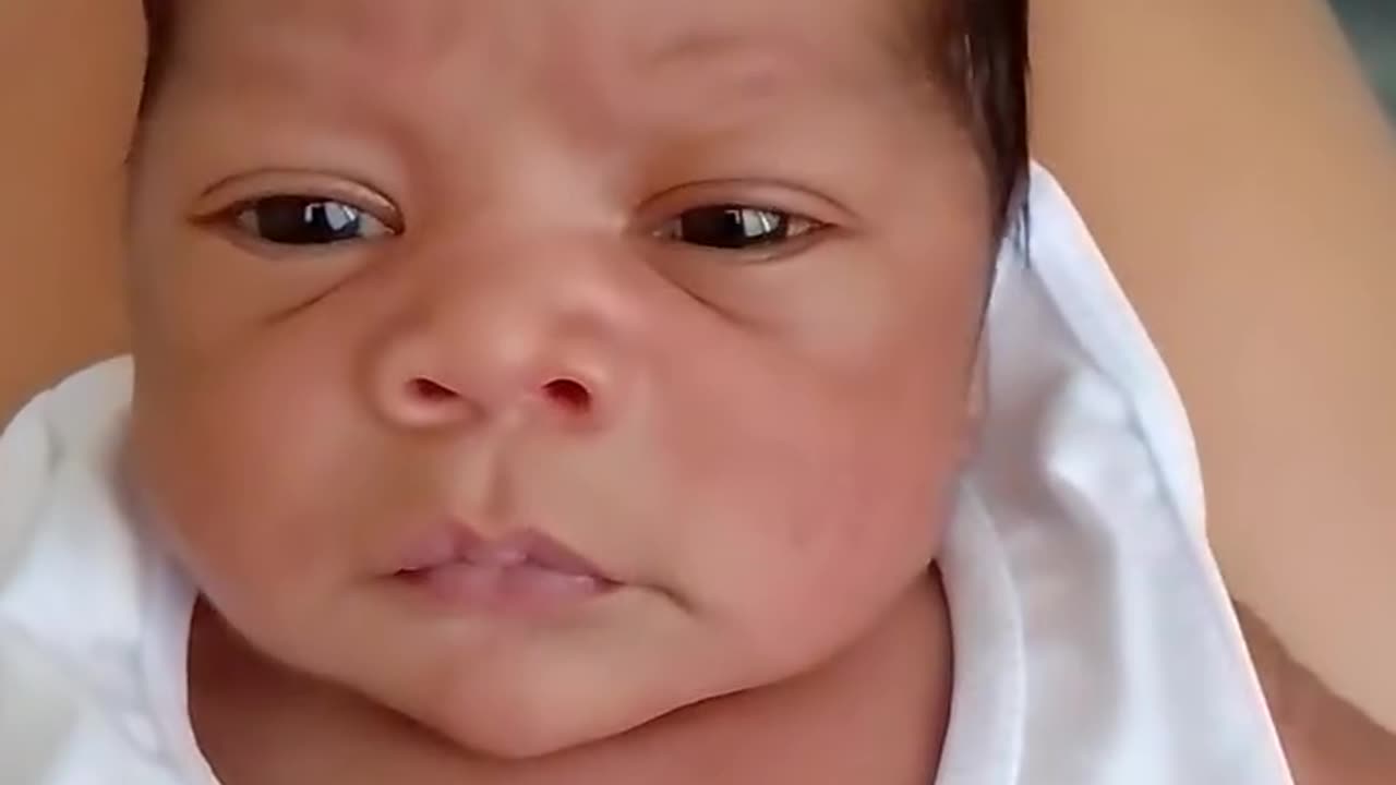 MOON AT 1 WEEK 4 DAYS🇺🇸+🇵🇭=❤️