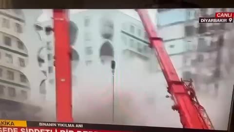 Incredible Footage from Turkish News