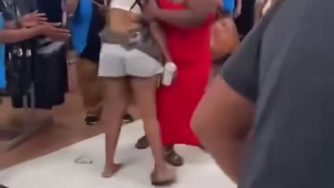 Proof That You DO NOT Do Black Friday With Black Women!