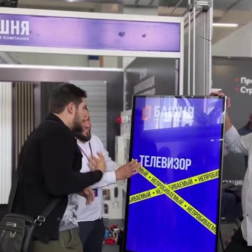 FUNNY Strong Guy SMASH TV 🤣🤣🤣