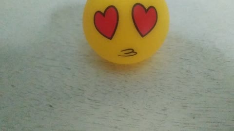 ball love yellow