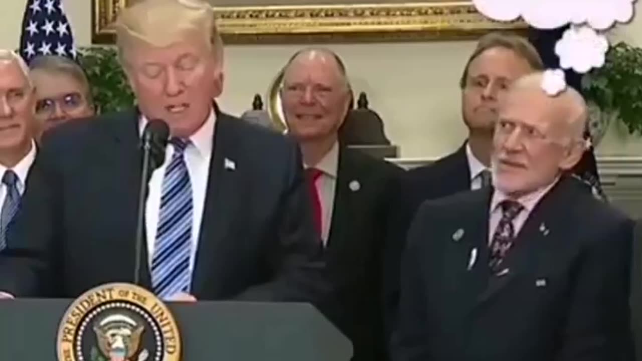 austoanaut buzz make weird faces to TRUMP the Freemason Puppet ALSO