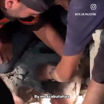 PALESTINIANS CAN'T DIG OUT CHILDREN OUT FAST ENOUGH TO KEEP UP WITH ISRAELI BOMBING OF RAFAH
