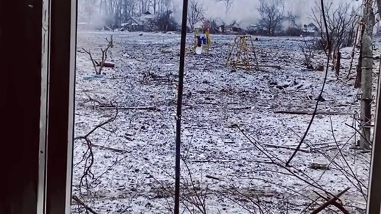 Ukrainian BMP Firing at Russians