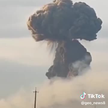 Footage of a powerful detonation in the warehouses of the Ukrainian armed forces in Khmelnytsky