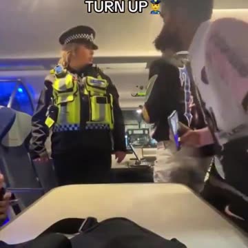 Pakistani immigrants in UK refuse to pay for train tickets and want to travel for