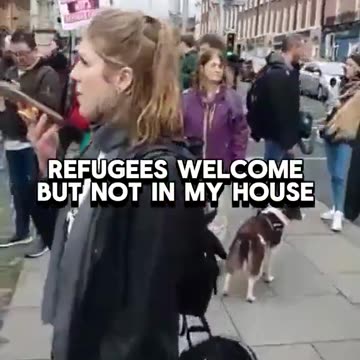 Journalist asks the crowd at a ‘Refugees Welcome’ demonstration if anyone