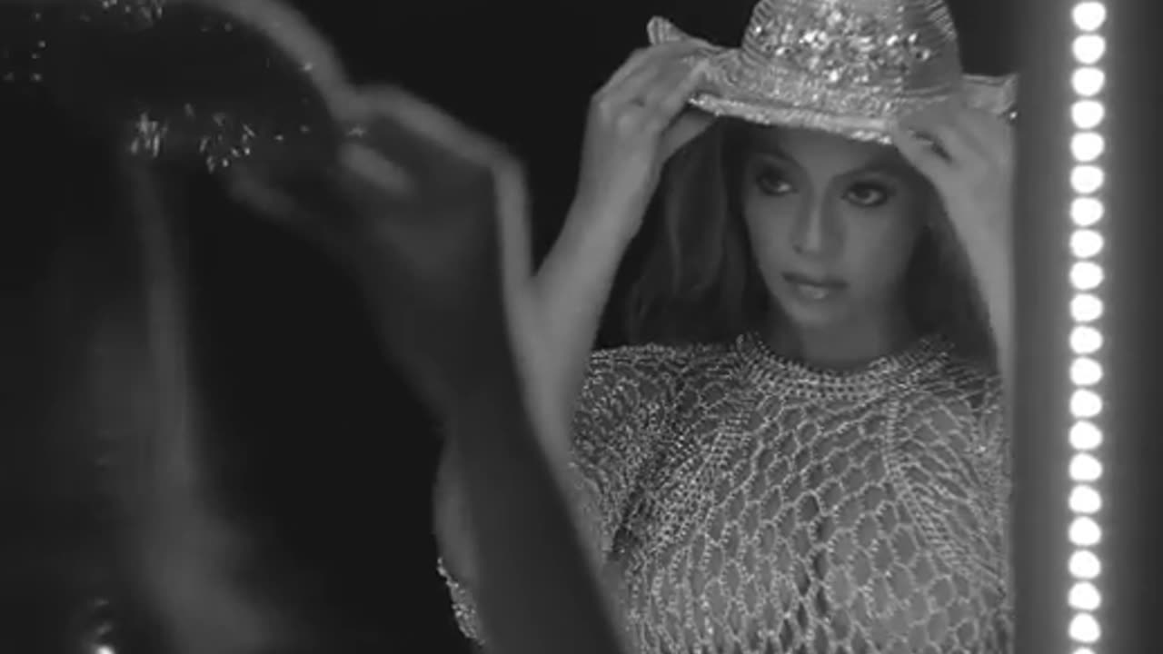 Beyoncé - 16 CARRIAGES (Official Visualizer)