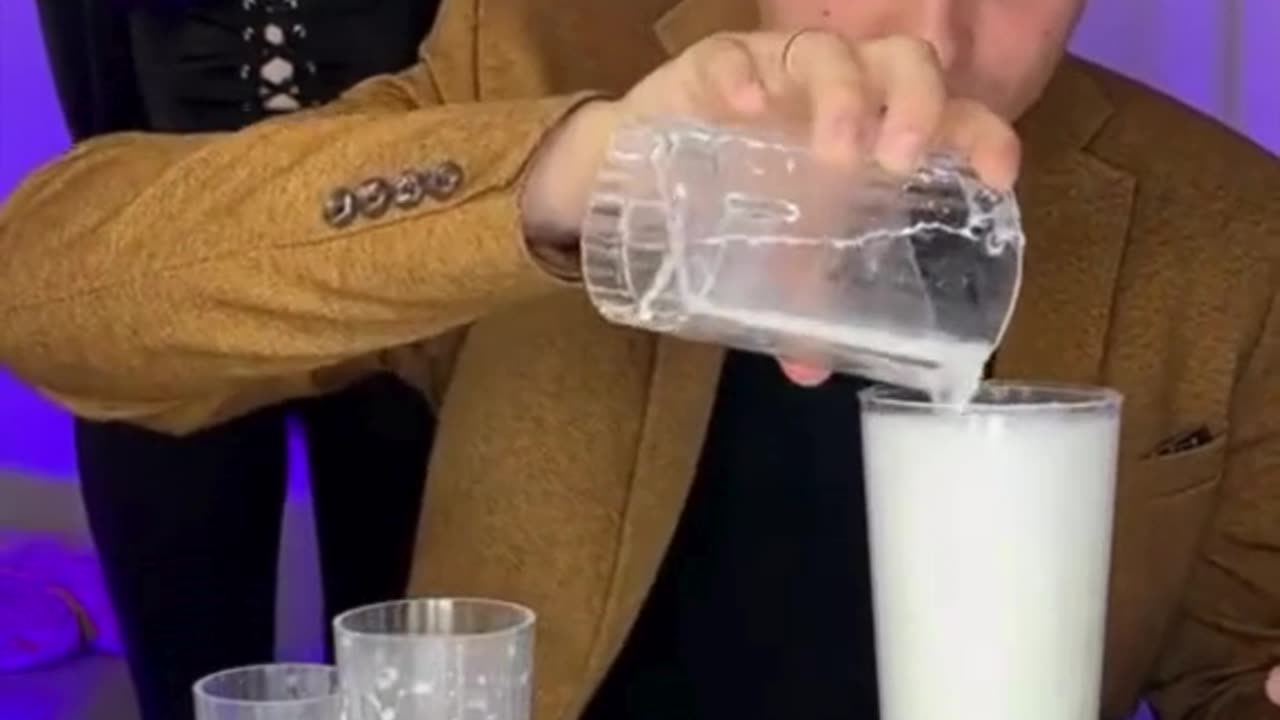 Milk Magic Trick—Small Glass Fills a Tall Glass! 🥛✨🤯