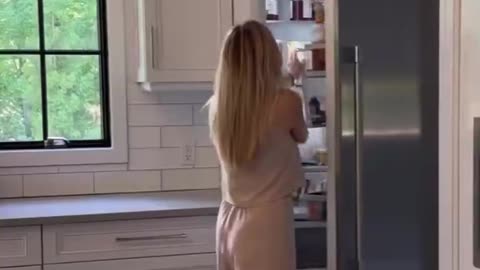 Stupid Woman Tries To Be Interesting