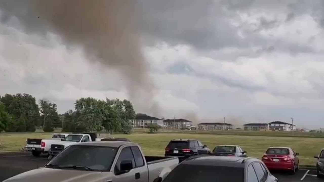 Massive Tornado Ripping all apart in Greenwood, Indiana