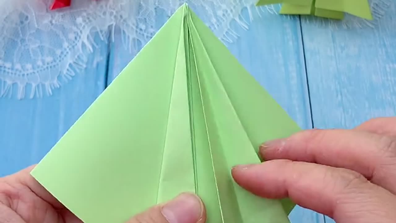 DIY PAPER TREE! So REALISTIC you won't believe it's made of PAPER!