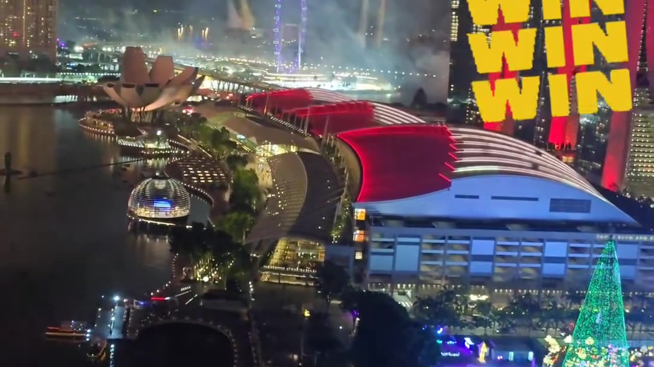 4th @mclarenf1 win of the year #singapore #mclaren