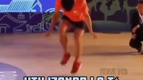 El récord Guinness de saltar la cuerda pertenece al chino Cen Xiaolin