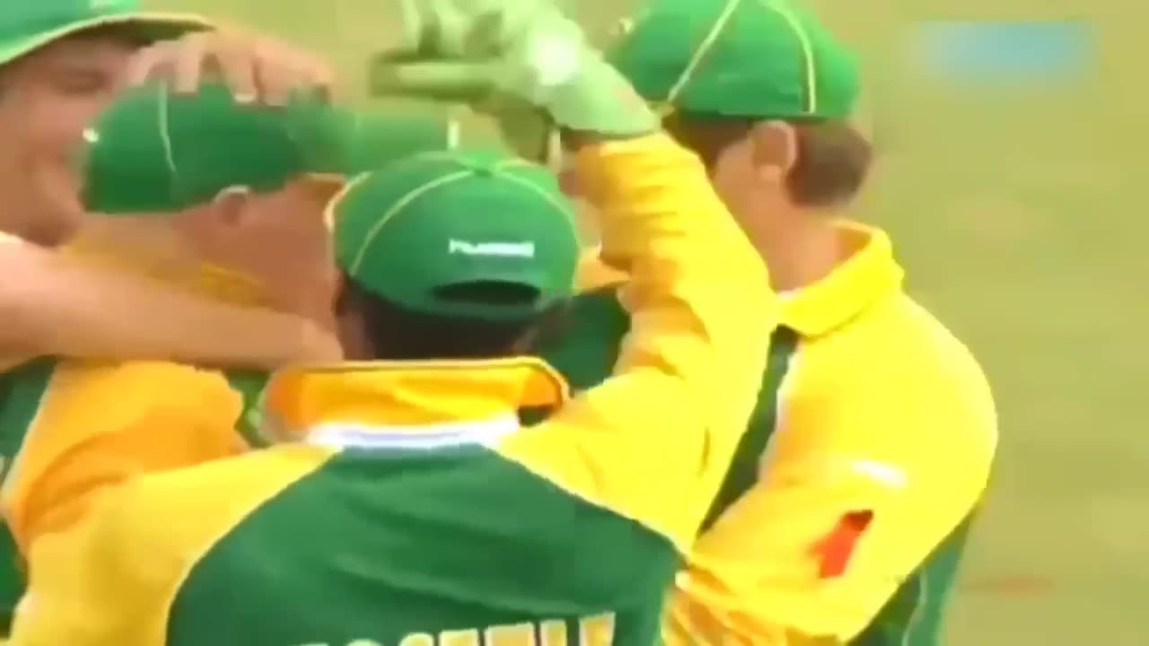 Top 10 Best Catches in Cricket History till 2020