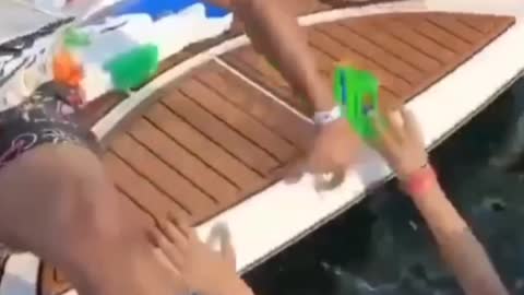 Fell into the depths of hepatitis water.