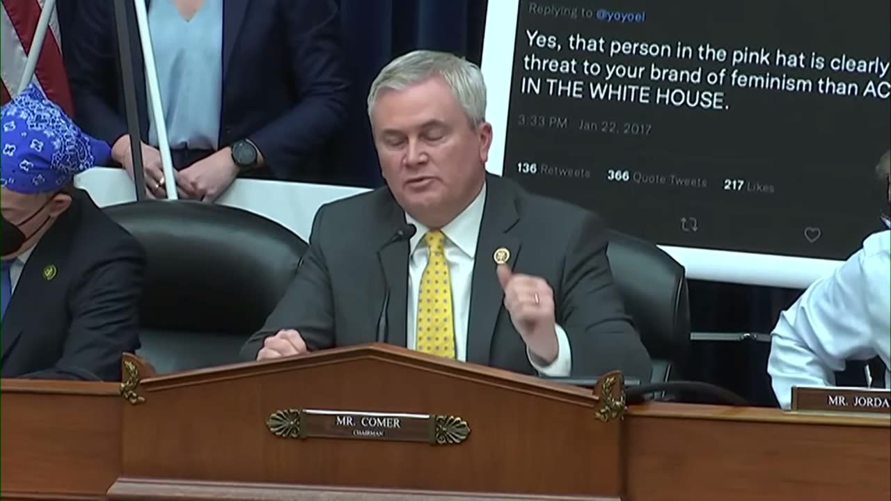 James Comer asking former Twitter executives about the Hunter Biden laptop.