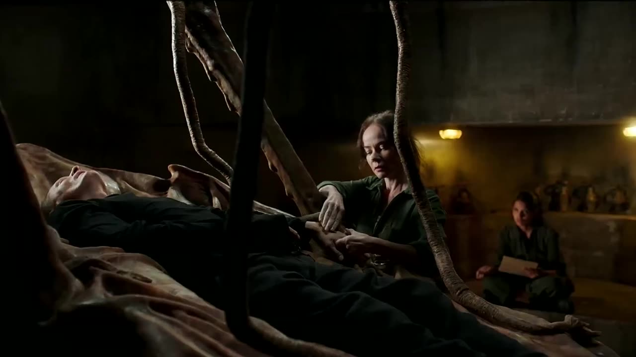 CRIMES OF THE FUTURE Trailer CANADA'S TOP TEN TIFF 2022