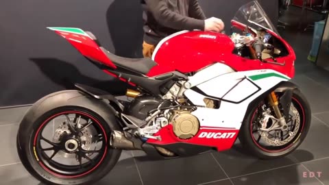 9 Exhausts sound test - Ducati Panigale V4