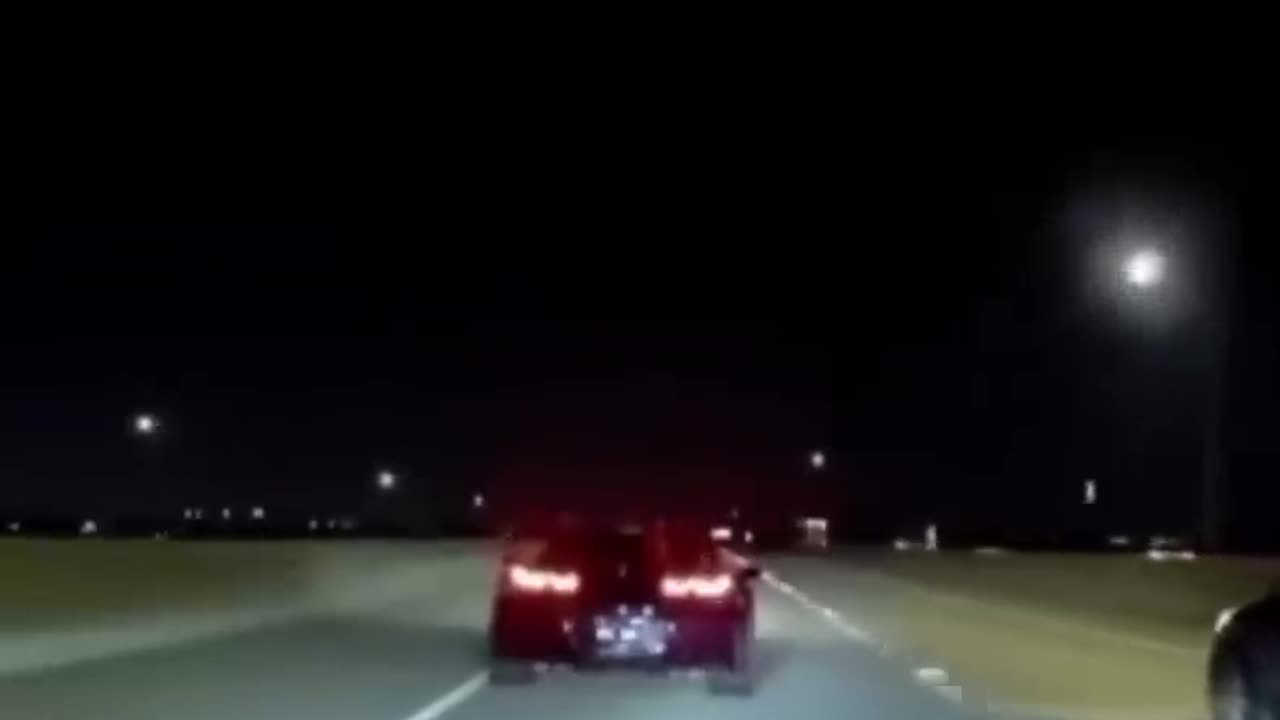 Corvette Ghosted Police car chase