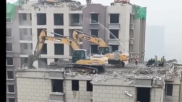 It's extraordinary that heavy equipment can reach the top of tall buildings