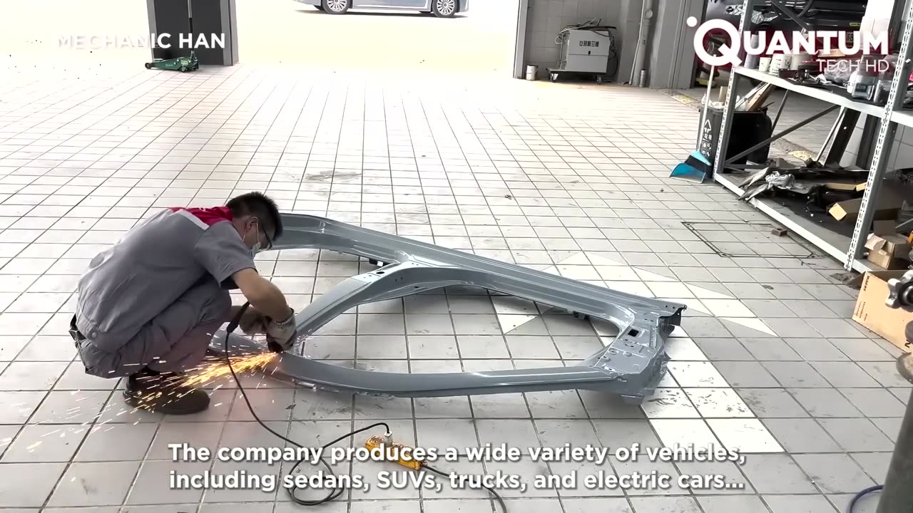 Amazing Repair of a Totally Destroyed Car | by @xinxianshi