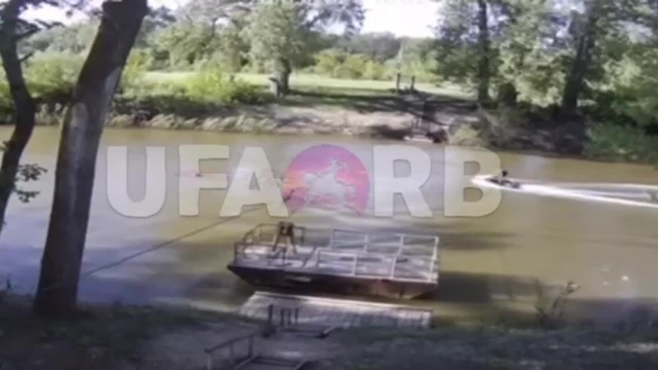 Jet skiing in Bashkortostan (Russia) ended in a Final Destination-style tragedy.