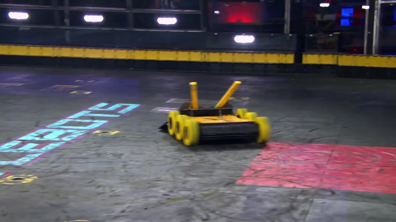 #battel bots fight pt Shrederator _ Season 1_ Qualifying _ BattleBots