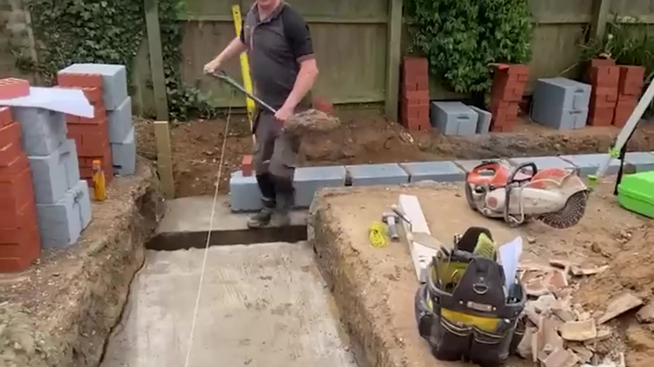 Ingenious Construction Workers That Are On Another Level ▶38