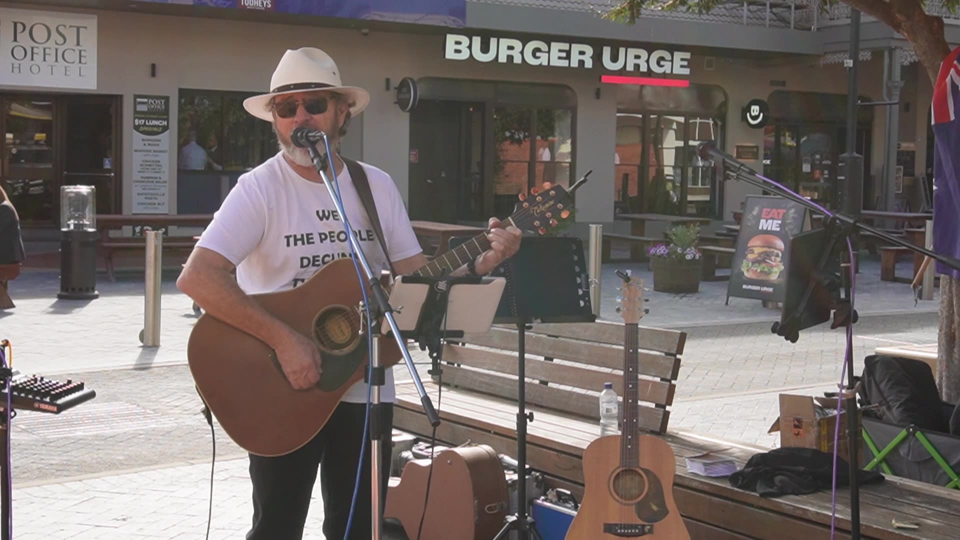 Raymond Smith - Dont Let Cash Die - Performing at Tamworth (10 May 2024)