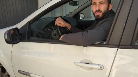 2023-02-02 (2) - Golem méprisant - Twitch Meutemediatique (clip)