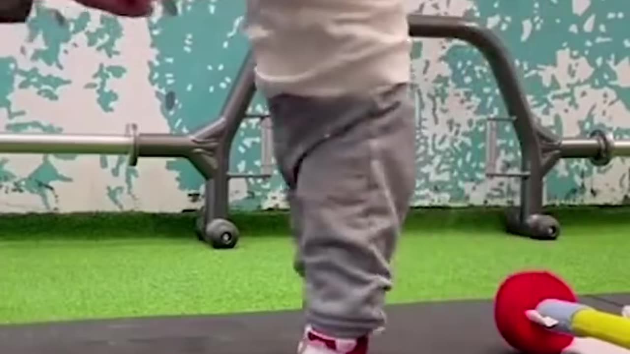 He's only 8 😲
