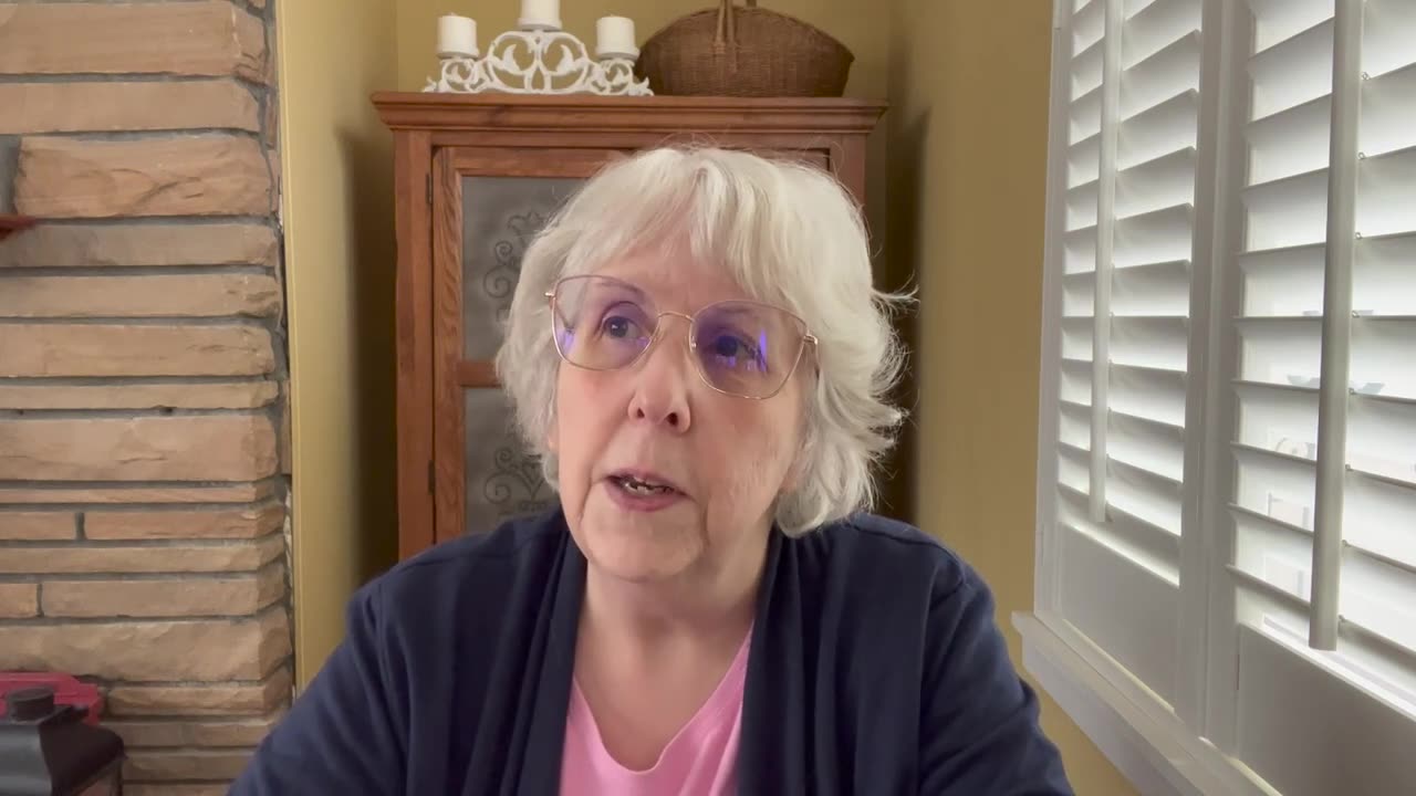 Real woman calls out trans guy Dylan Mulvaney and his b.s.