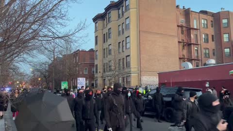 Antifa protest in DC today and the cops let them pass and riot