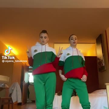 НАШИТЕ КРАСИВИ ГИМНАСТИЧКИ