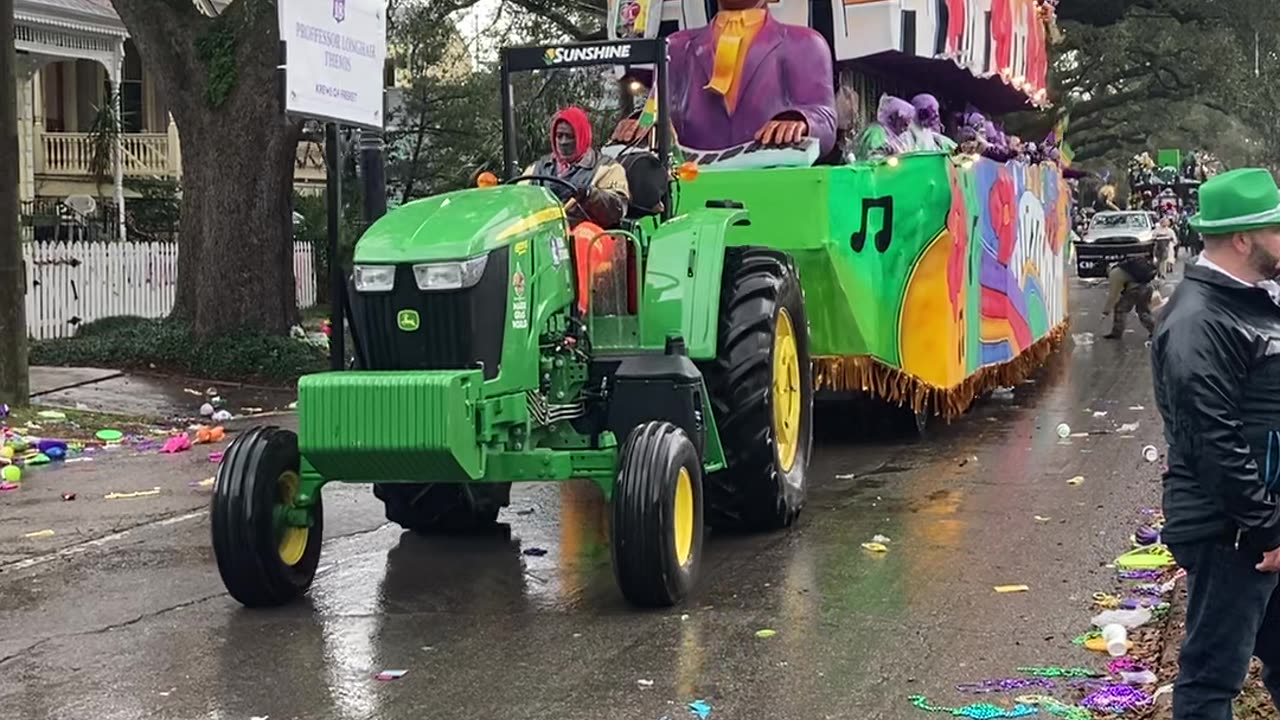 Mardi Gras - Uptown New Orleans
