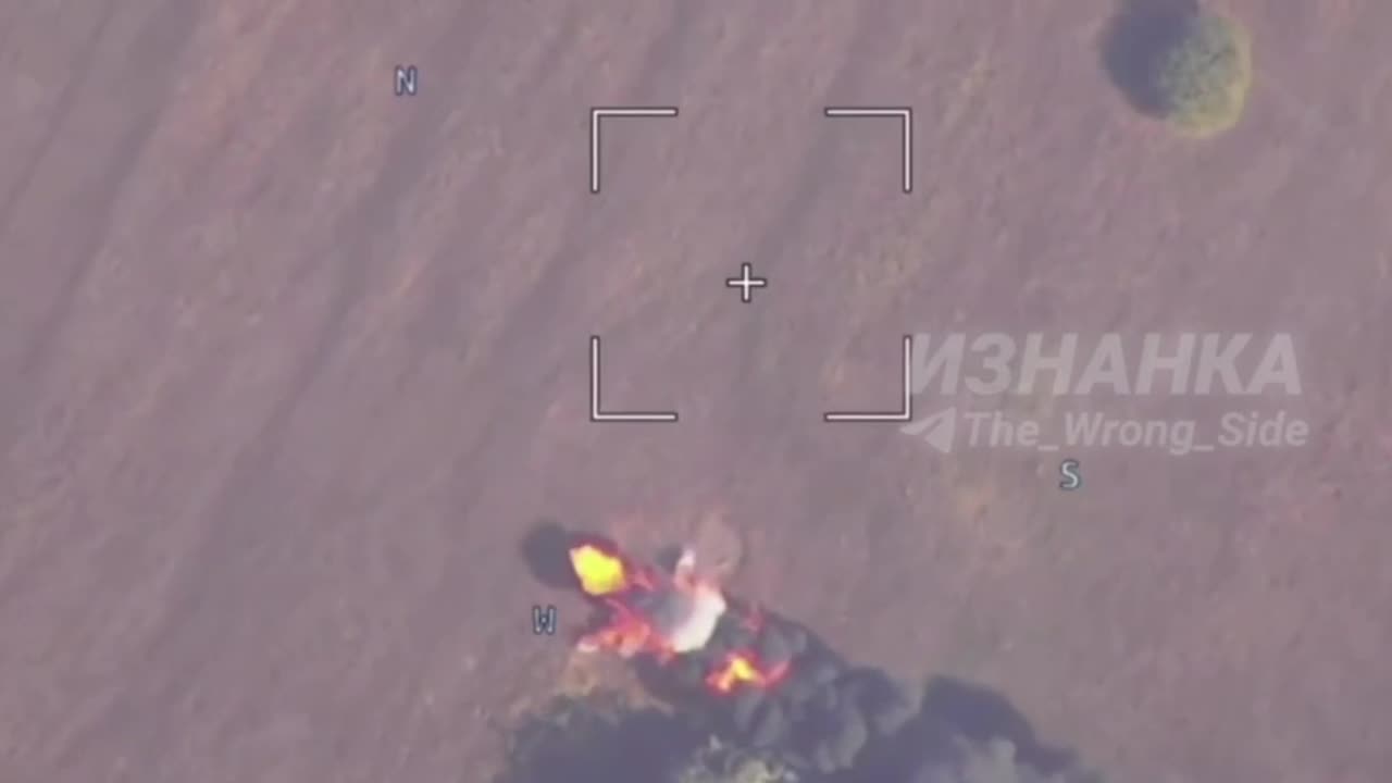 🇷🇺🇺🇦Destruction of Ukrainian Gvozdika by a strike from a Russian FPV drone,