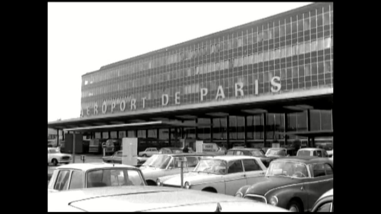 Arrival of The Beatles to Paris 1965