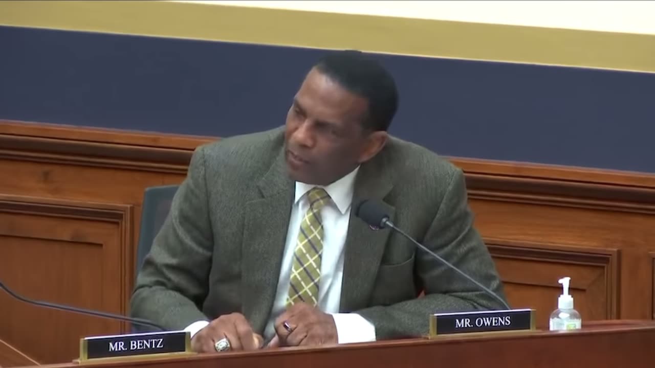 It was the Democratic Party that fought to keep slavery. Listen and learn