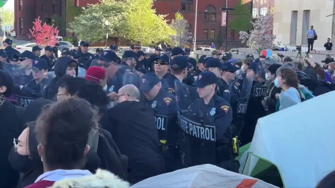 Police Clashing with Protestors at UW Madison