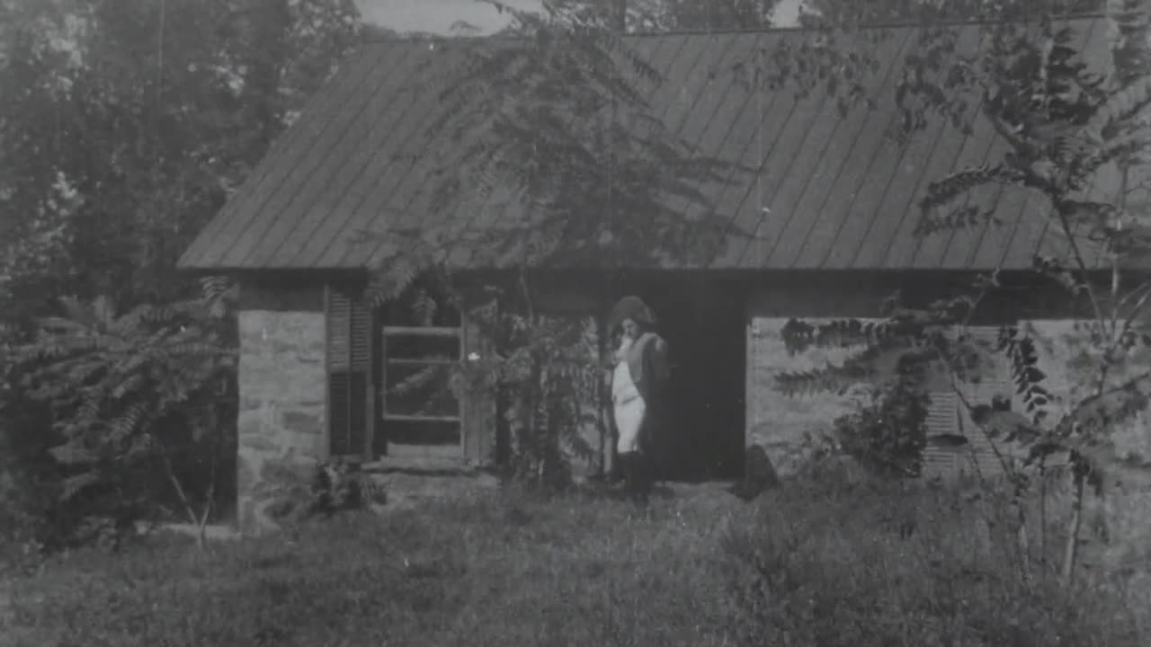 The Maniac Chase (1904 Original Black & White Film)