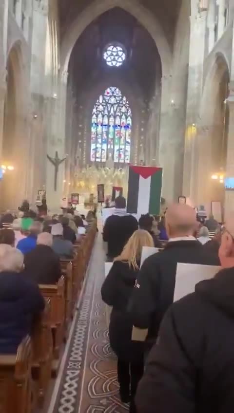 "Pro Palestine" mob disrupts Sunday mass at Armagh Cathedral this morning.