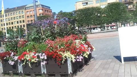 Vid Sundstorget i en grön oas. Helsingborg 20 Juli 2014